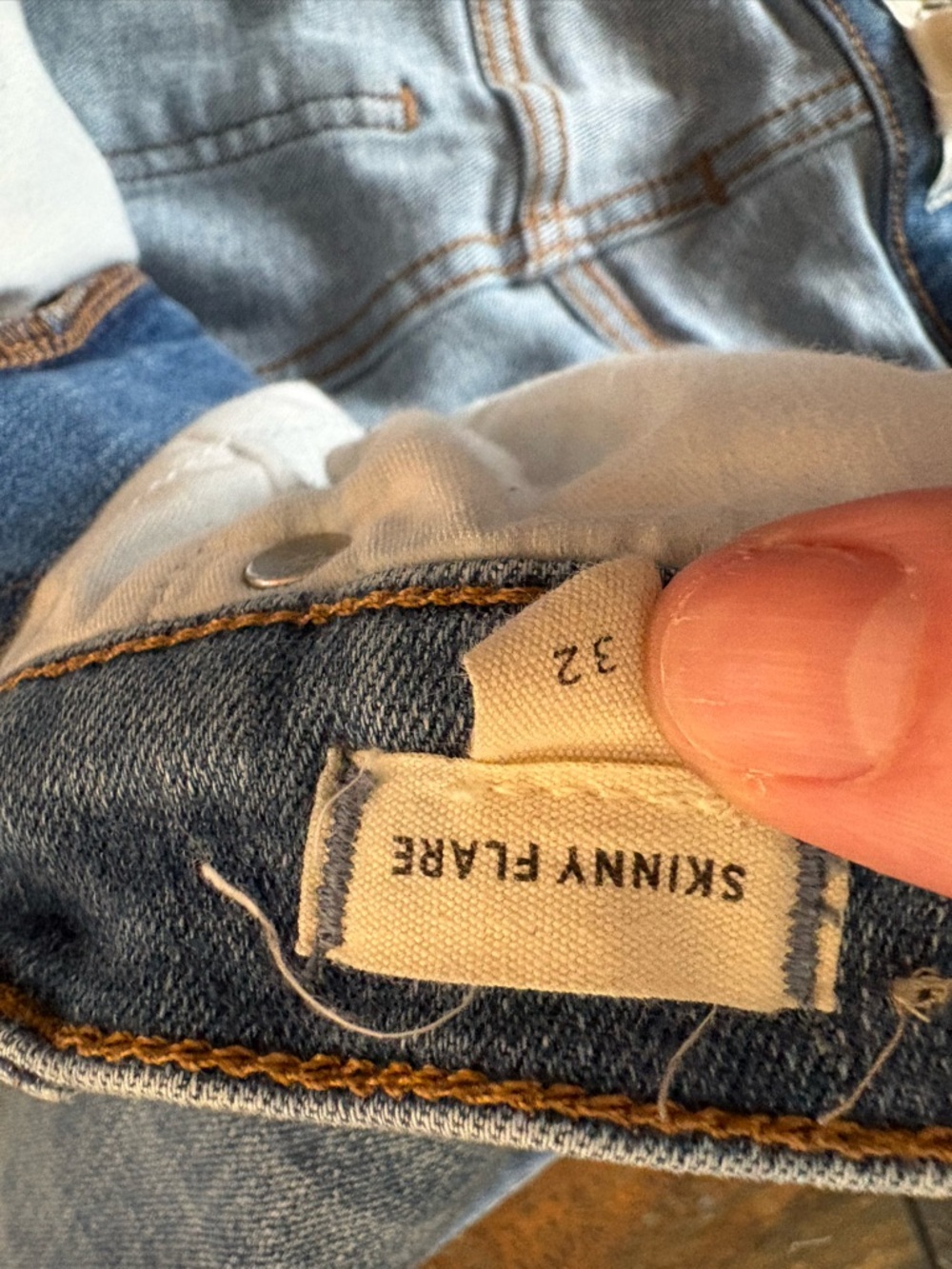 Madewell Light Blue Flared Jeans with Lettuce Hem - Picture 3 of 9